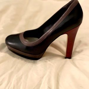 Via Spiga Leather heels